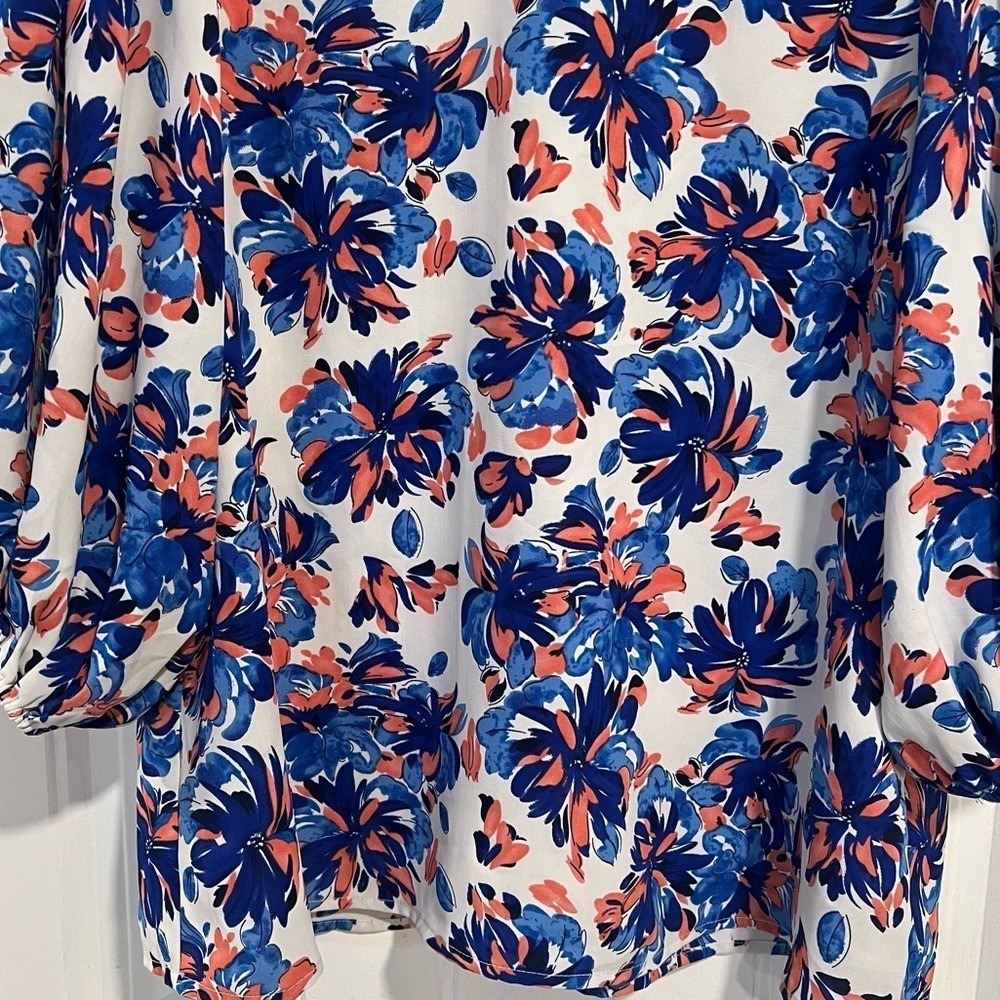 THML Women's Floral Pink Blue Lined Puffy Sleeved Top.‎ Size Medium. - Picture 6 of 11